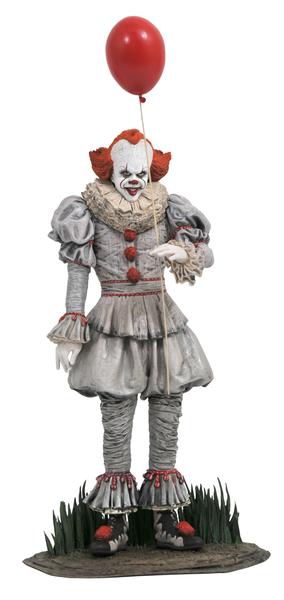 IT CHAPTER 2 GALLERY PENNYWISE PVC FIGURE